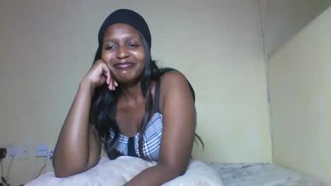 Snapshot of kashy_ chatting on July 22, 9:06 pm kashy_ online show from July 22, 9:06 pm