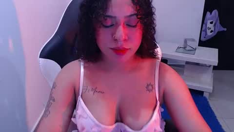 Snapshot of kass1__ chatting on March 20, 9:03 am Kass online show from March 20, 9:03 am