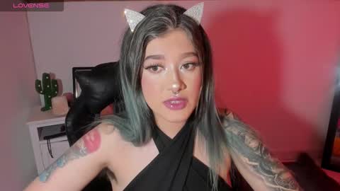 Alicia online show from November 3, 9:48 pm