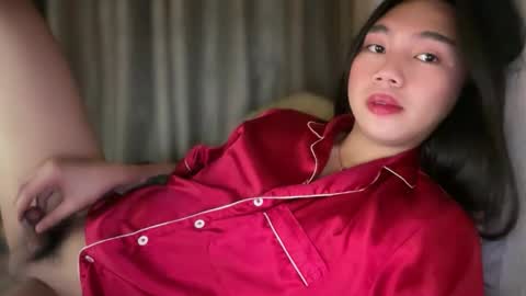 Majesty online show from April 3, 7:12 pm