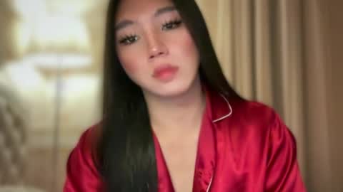 Snapshot of kat_hollandx chatting on July 11, 6:43 pm Majesty online show from July 11, 6:43 pm