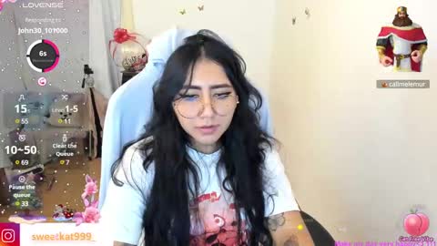 Snapshot of kat_ly_chan chatting on December 31, 7:18 pm Kat online show from December 31, 7:18 pm