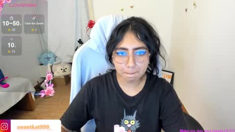 Snapshot of kat_ly_chan chatting on February 15, 7:17 pm Kat online show from February 15, 7:17 pm