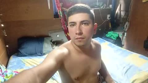 Snapshot of katalella_bella chatting on June 20, 10:12 pm katalella_bella online show from June 20, 10:12 pm