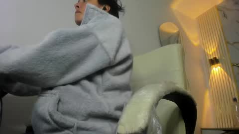 kataleya_bella online show from May 25, 6:58 pm
