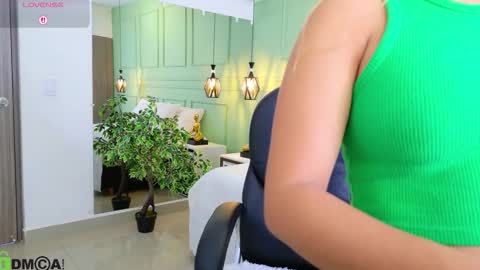 Kat online show from March 14, 11:48 am