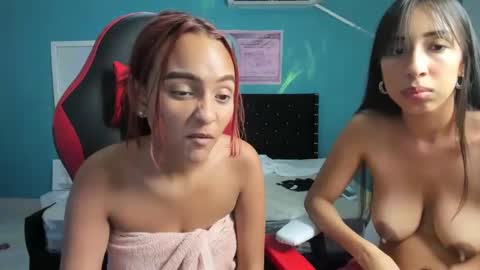 Snapshot of katalina_hot45 chatting on February 22, 6:41 pm katalina_hot45 online show from February 22, 6:41 pm