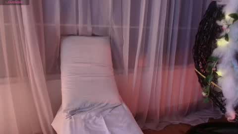 Snapshot of kate_bae_ chatting on February 20, 6:19 am Kate online show from February 20, 6:19 am