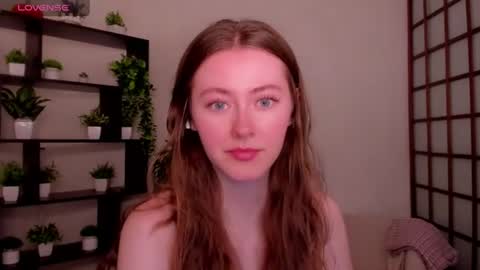 Snapshot of kate_cuddle chatting on June 22, 2:24 am Kate online show from June 22, 2:24 am