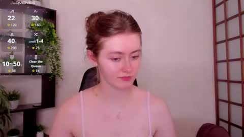 Snapshot of kate_cuddle chatting on July 7, 7:34 am Kate online show from July 7, 7:34 am