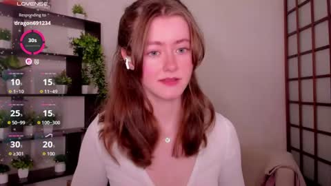 Snapshot of kate_cuddle chatting on July 9, 3:43 am Kate online show from July 9, 3:43 am