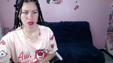 kate_lawrence_ online show from December 24, 7:28 am