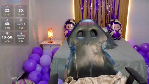 Snapshot of kate_lawrence_ chatting on November 11, 12:05 pm kate_lawrence_ online show from November 11, 12:05 pm