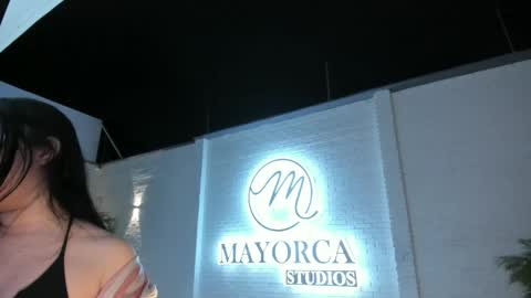 Snapshot of kate_michaels_ chatting on May 25, 3:12 am Kate online show from May 25, 3:12 am