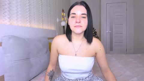 Snapshot of kate_ree_ chatting on January 11, 1:22 pm KATE online show from January 11, 1:22 pm