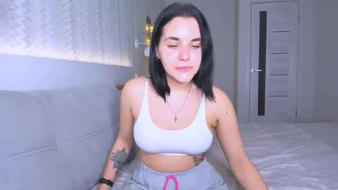 Snapshot of kate_ree_ chatting on January 30, 7:48 pm KATE online show from January 30, 7:48 pm