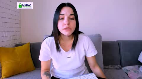 Snapshot of kate_ree_ chatting on September 12, 4:56 am KATE online show from September 12, 4:56 am