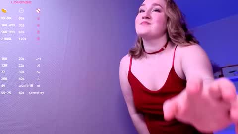 Snapshot of kate_rest chatting on February 3, 3:28 pm Kate Follow me dear online show from February 3, 3:28 pm