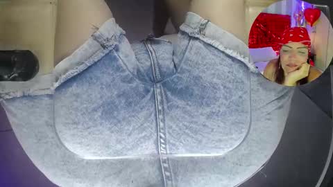 kate_roose online show from February 4, 8:14 pm