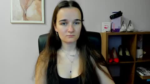 Kate  online show from May 10, 7:02 am