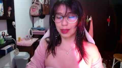 Kateeen18 online show from July 13, 10:45 pm