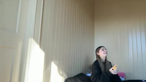 kateharperr online show from December 13, 7:53 pm