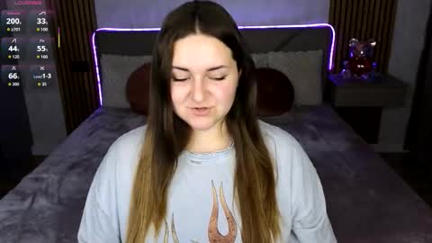 Katelyn online show from October 18, 3:35 pm
