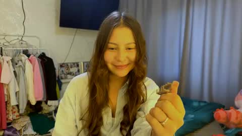 Eshly online show from June 3, 12:08 pm