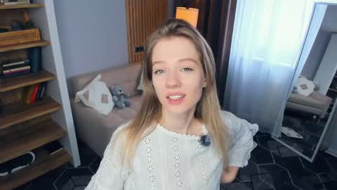 my name is Kate online show from May 1, 9:14 am