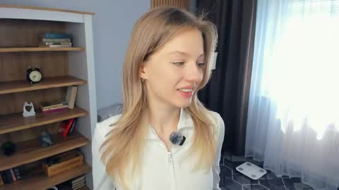 my name is Kate online show from May 3, 9:48 am