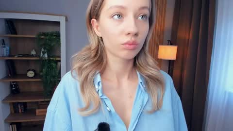 my name is Kate online show from May 23, 7:02 am