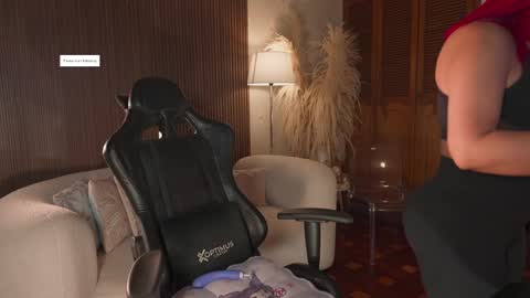  Kate Owens  online show from April 14, 11:38 am