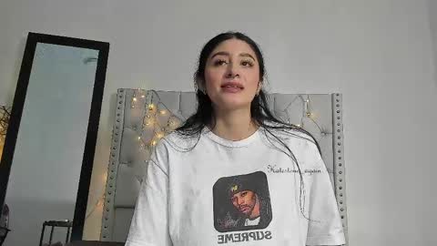 love meeee online show from May 1, 7:29 pm