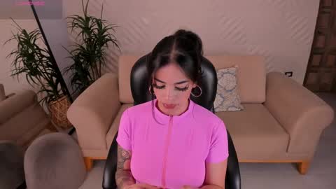 K A T E  online show from February 15, 12:22 pm