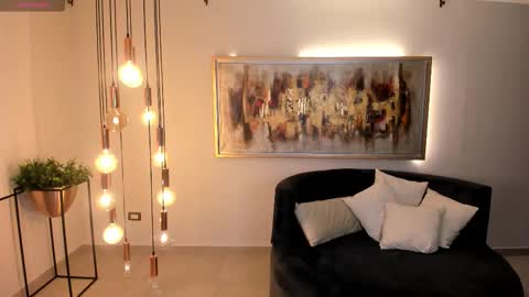 K A T E  online show from October 30, 11:22 am