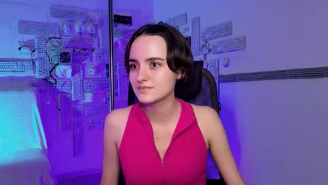 Snapshot of katewillows chatting on November 30, 8:18 am katewillows online show from November 30, 8:18 am