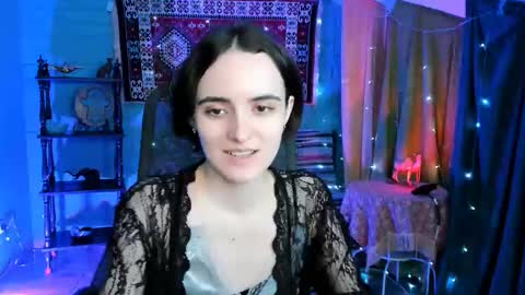 katewillows online show from March 9, 4:27 am