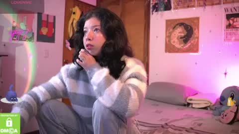 Snapshot of kathc_19 chatting on June 22, 12:35 am Katerine online show from June 22, 12:35 am
