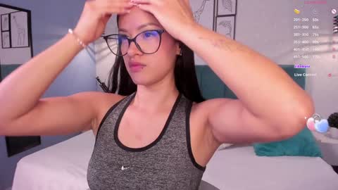 Snapshot of katherin_smith_ chatting on January 8, 6:52 am kathe online show from January 8, 6:52 am