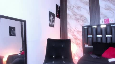 Katherina online show from May 17, 1:40 pm