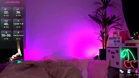 Snapshot of katherineswan chatting on February 25, 6:50 pm Katherine Swan online show from February 25, 6:50 pm