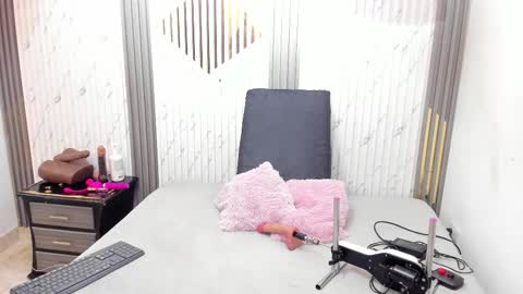 Katheryn online show from December 14, 3:45 am