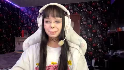 Luna online show from March 13, 3:18 pm