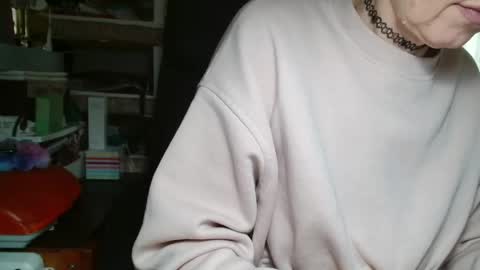 Snapshot of kathleenedwards chatting on May 22, 10:43 am Kathleen online show from May 22, 10:43 am