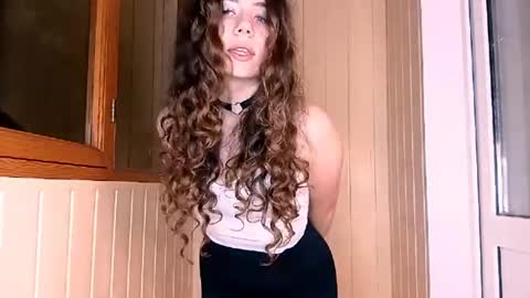 Snapshot of kathrynegildea chatting on June 30, 9:05 pm Sabina online show from June 30, 9:05 pm