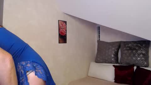 Snapshot of kathylovexxx chatting on September 15, 3:06 am Kathy online show from September 15, 3:06 am
