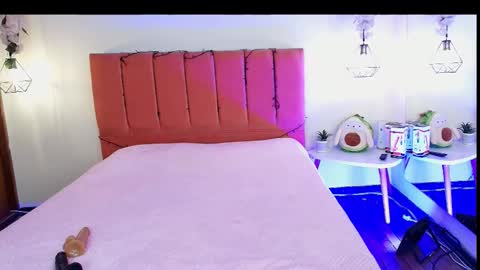 Snapshot of kathyy_1 chatting on December 16, 11:48 am Katy online show from December 16, 11:48 am