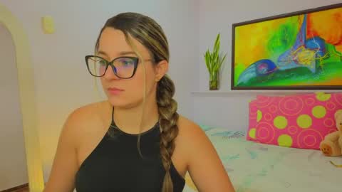 Khaterine online show from May 21, 12:01 pm