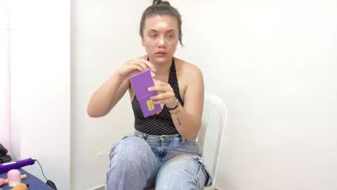 Snapshot of katia_rose23 chatting on May 19, 7:09 pm . . KATIA . . online show from May 19, 7:09 pm
