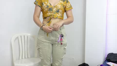Snapshot of katia_rose23 chatting on May 21, 7:43 pm . . KATIA . . online show from May 21, 7:43 pm